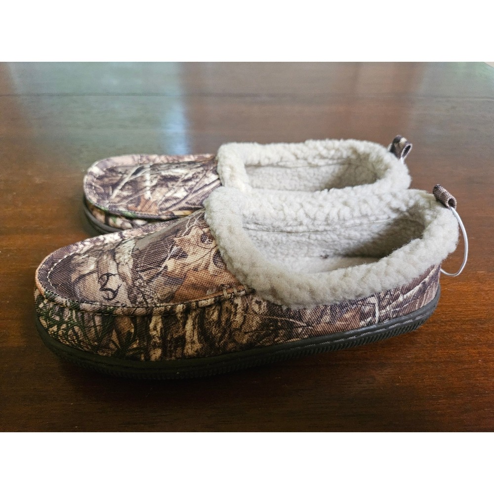 Magellan Outdoors Slippers Boys Size 3 Camo Faux Fur Lined Moccasins 183881